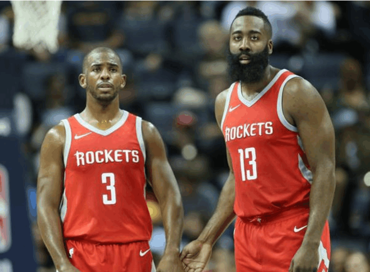 马绩效：年轻球员应以C罗为榜样，梅西是天才不需要过多训练（马绩效：年轻球员该向C罗看齐，梅西天赋超群无需过多训练）