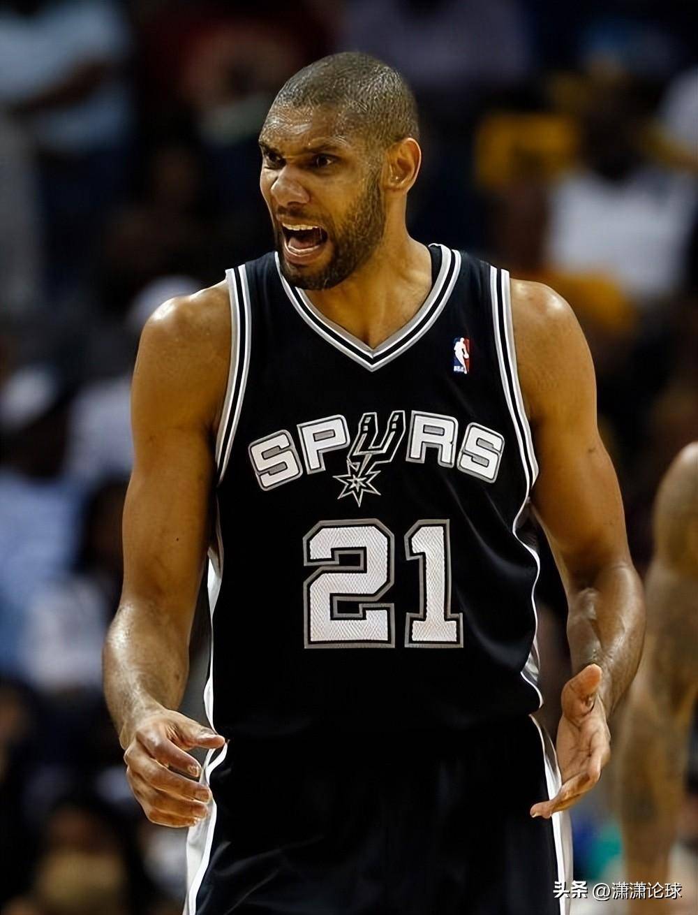 国安备战足协杯决赛，法比奥入选，韩佳奇随队助战，球队士气高昂。（国安冲刺足协杯决赛：法比奥入选名单，韩佳奇随队出征，士气正旺）