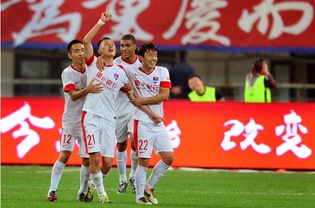 给我整的以为罗哥骗点球了一样，原来只是罚点球。。。（还以为罗哥在造点，结果只是主罚点球）