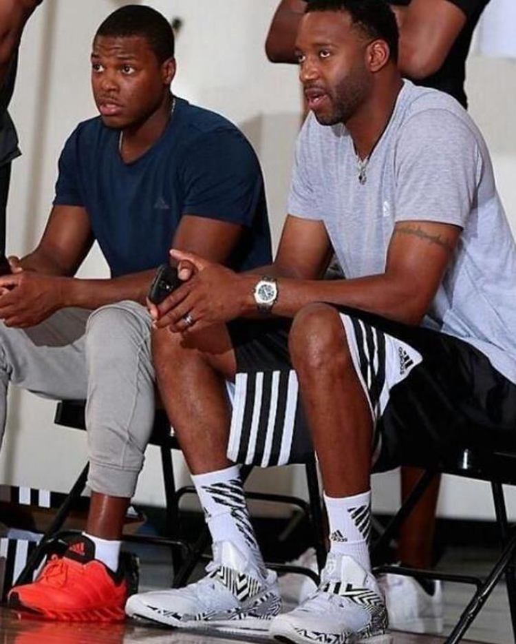 格罗斯：踢曼城是完全不同的挑战，比赛水平可能与踢拜仁相当（格罗斯：对阵曼城是截然不同的考验，比赛强度或与拜仁不相上下）