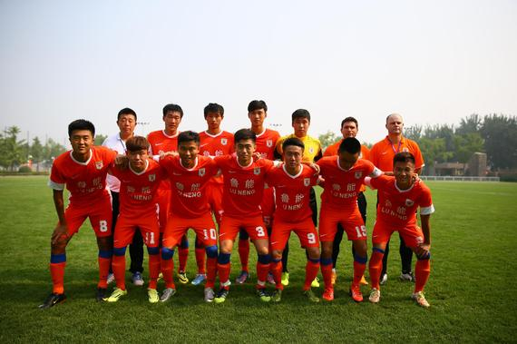 复出第一场就交出满分表现（回归首秀即献上满分答卷）